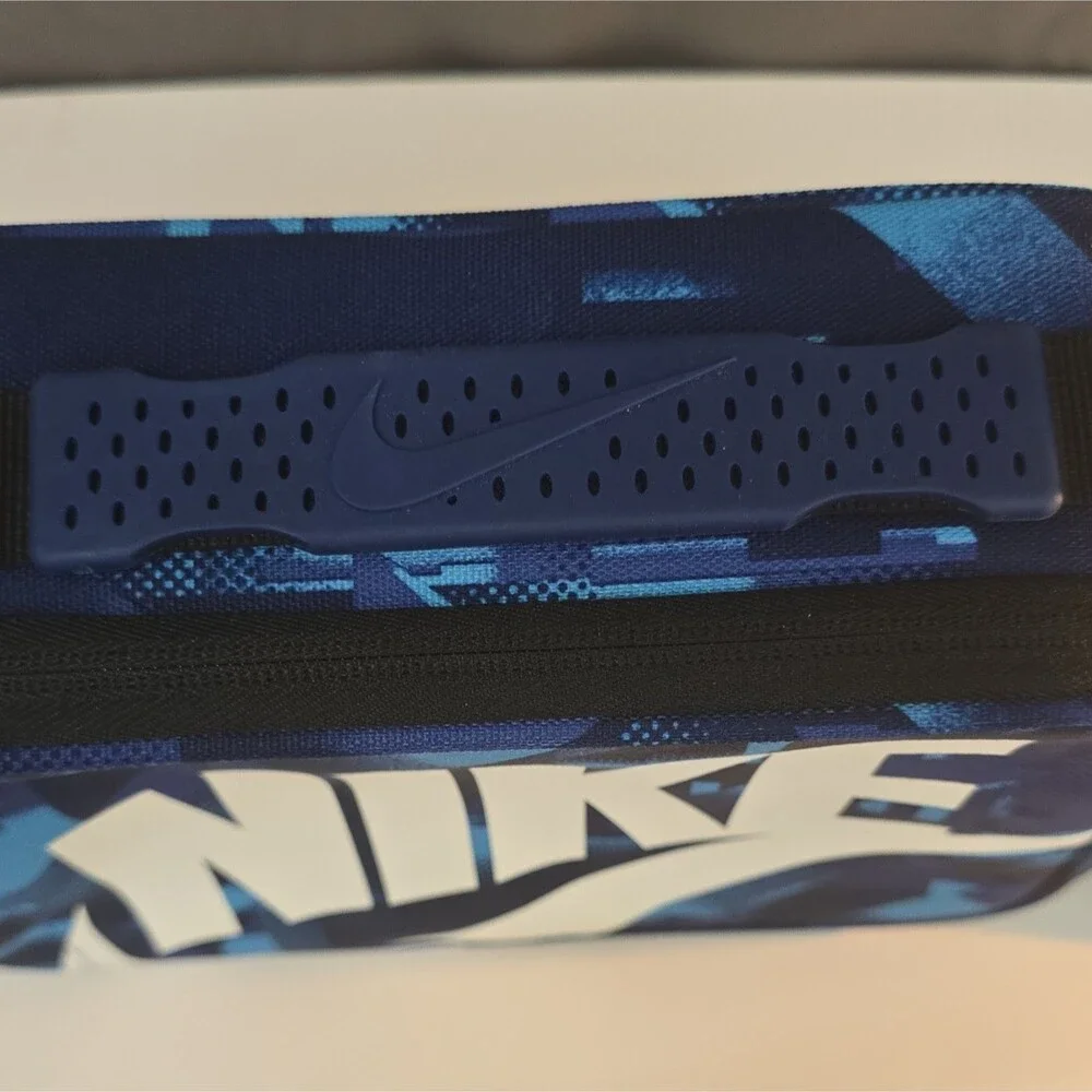 Nike kids insulated